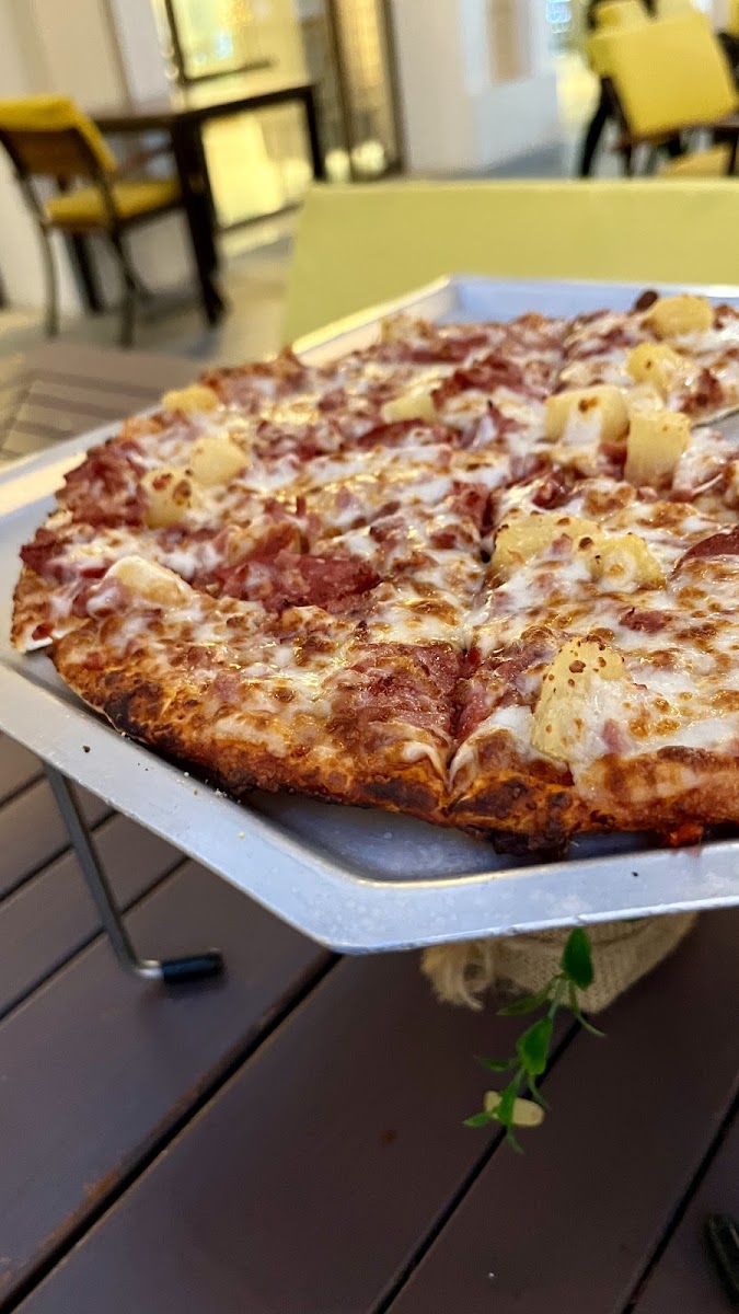 Yellow Cab Pizza Co. Photos 2